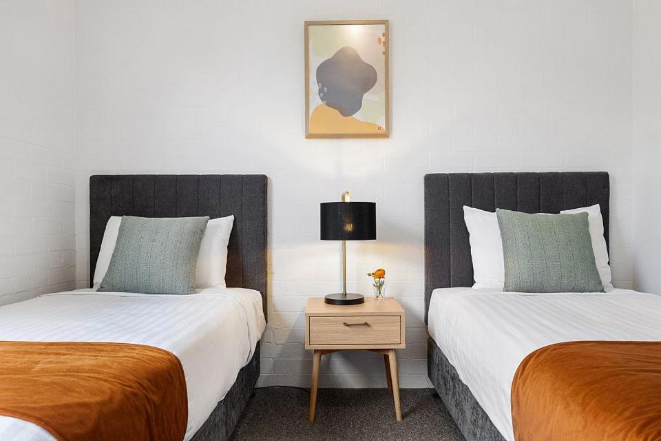 Oxley Court Serviced Apartments Canberra Luaran gambar